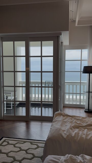 イースタン アンド オリエンタル ホテル（アネックス）の専用バルコニー