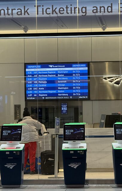 モイニハン・トレイン・ホール　アムトラックのチケットカウンター