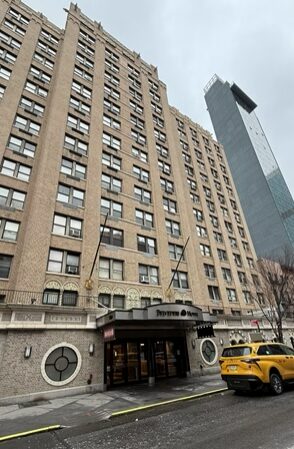 ニューヨーク　ベルヴェデーレ　ホテル　外観2