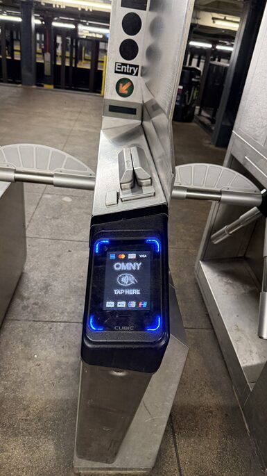 ニューヨーク 地下鉄 OMNY