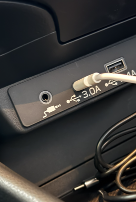 クルマのUSB電源（Type-C）は最大定格5V/3A出力