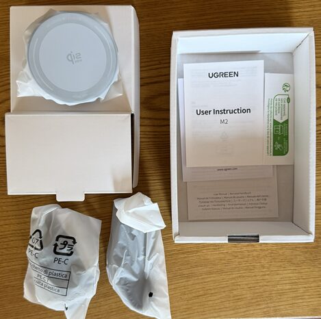UGREEN MagFlow 車載ワイヤレス充電器 マグネット式 25W 　梱包状況